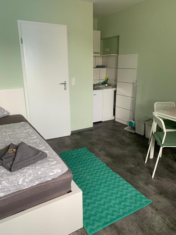 Ullis Pension Fuer Monteure & Handwerker Malsch  Exterior foto