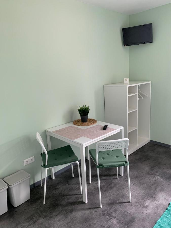 Ullis Pension Fuer Monteure & Handwerker Malsch  Exterior foto