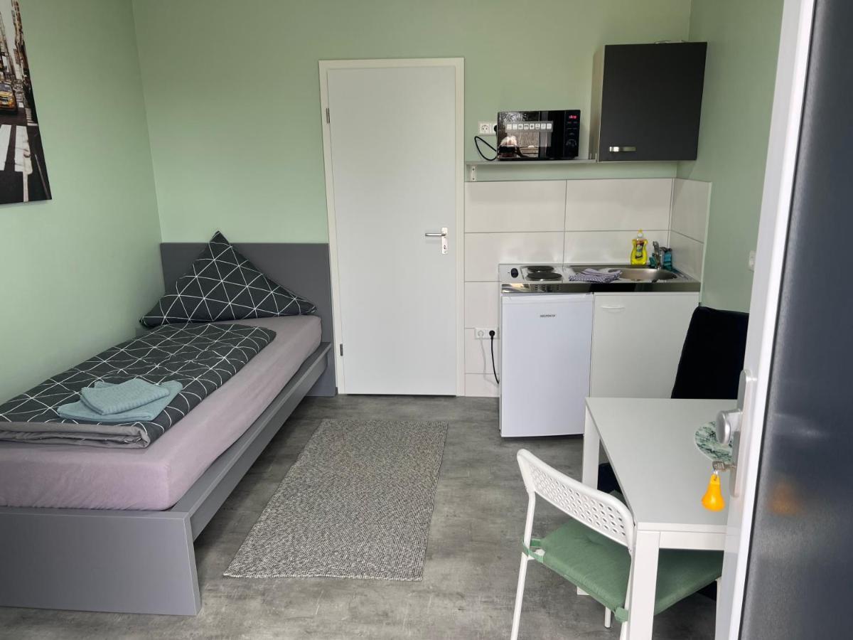 Ullis Pension Fuer Monteure & Handwerker Malsch  Exterior foto