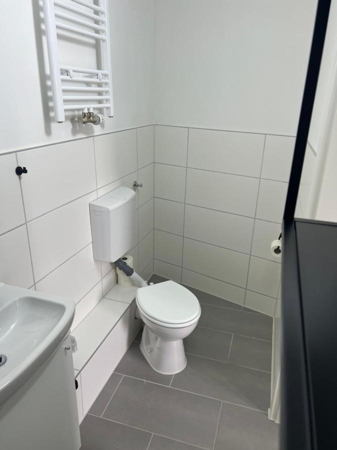 Ullis Pension Fuer Monteure & Handwerker Malsch  Exterior foto